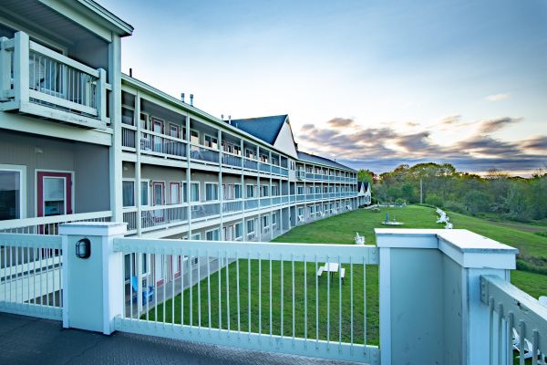 Fireside Inn and Suites-Belfast